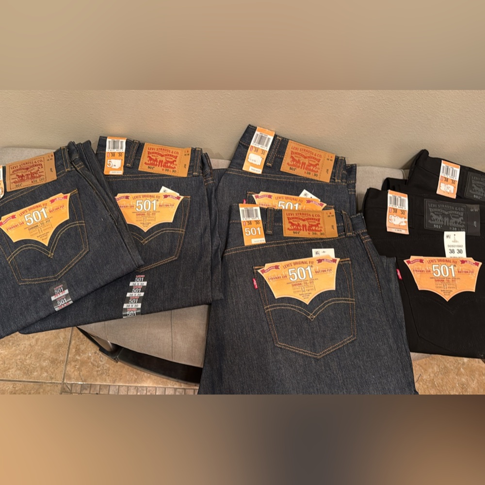 Levi's Men's Dark Indigo Straight Jeans